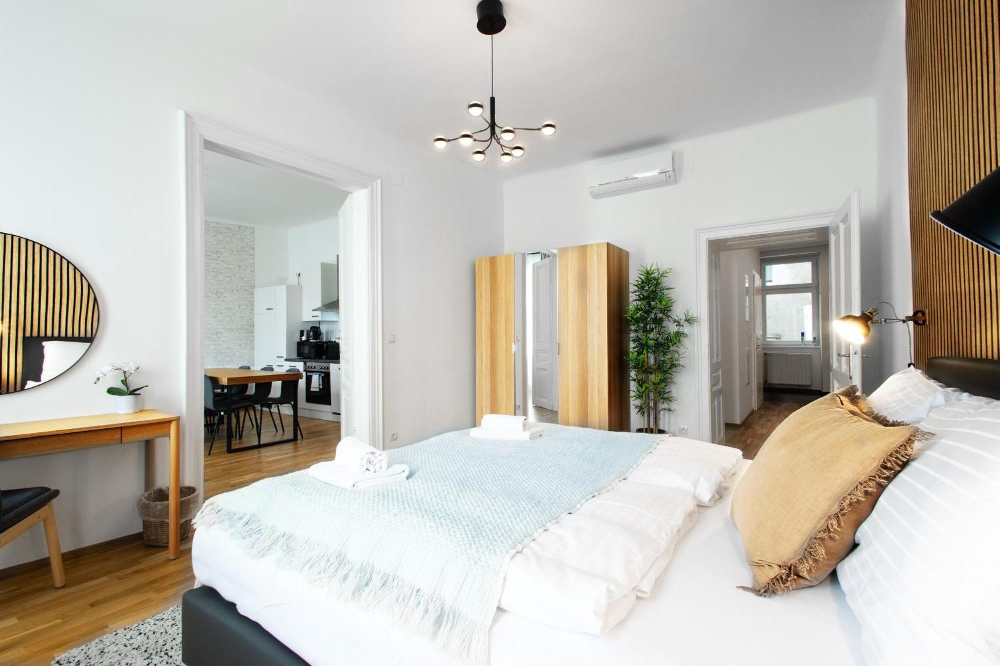 Orestaliving - Brigittineurlaende Wina Bagian luar foto