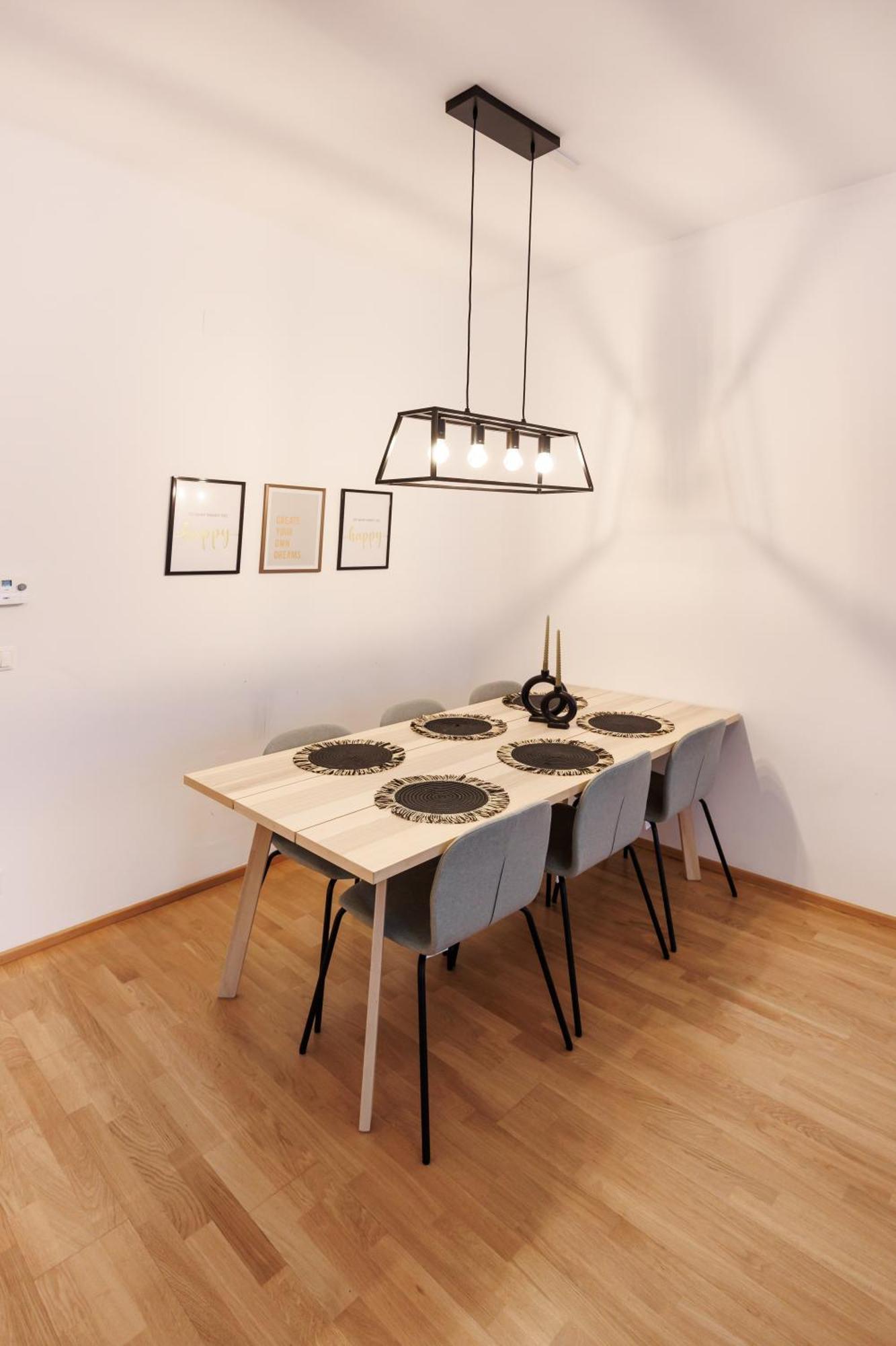 Orestaliving - Brigittineurlaende Wina Bagian luar foto
